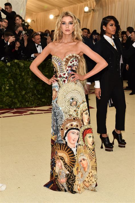 stella maxwell 2018 met gala.